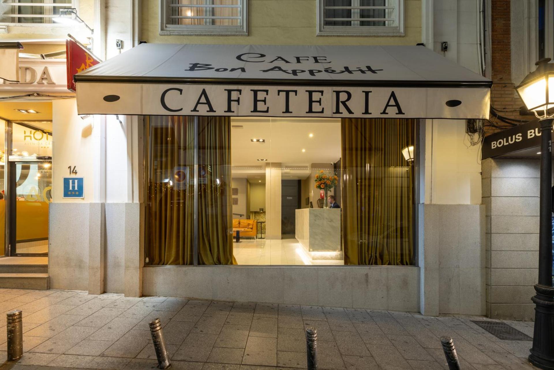 Hotel Avenida Gran Via, Madrid